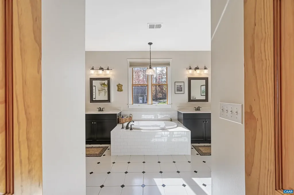 15 Wolftrap Court Bumpass VA 23024