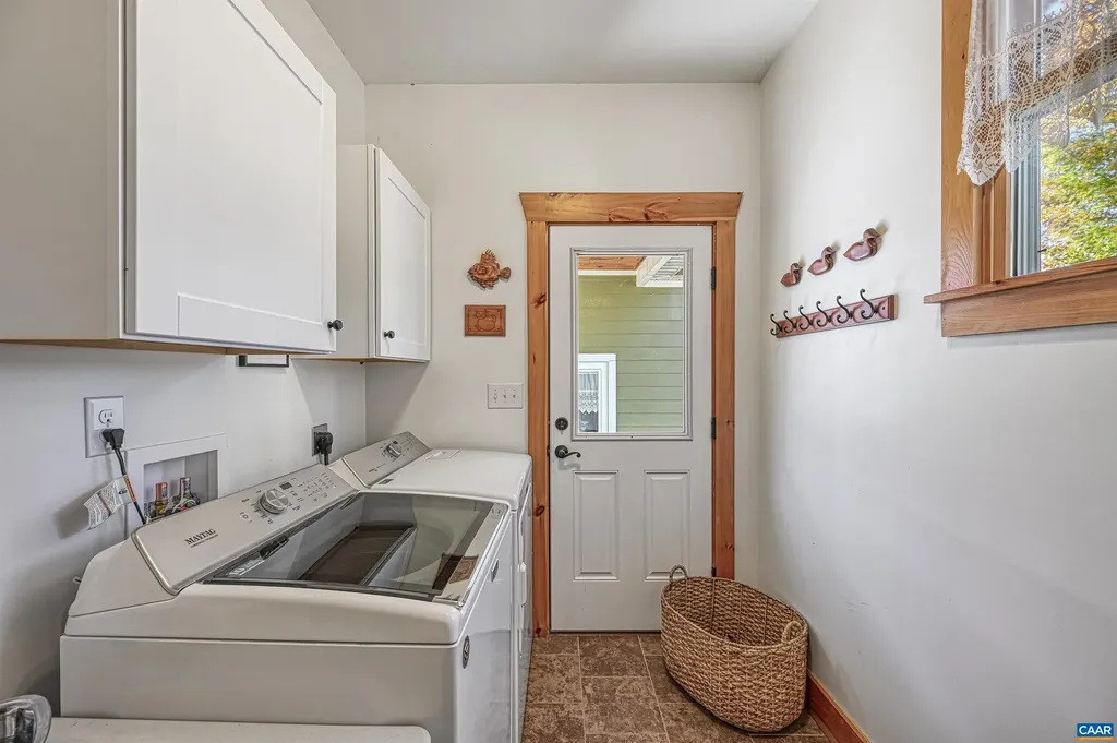 15 Wolftrap Court Bumpass VA 23024