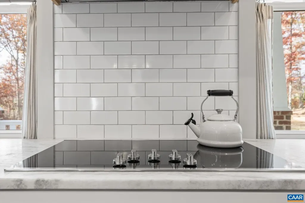 6485 Gordonsville Road Keswick VA 22947