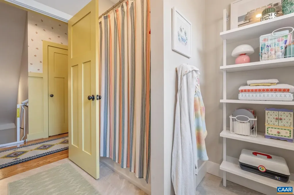 6485 Gordonsville Road Keswick VA 22947