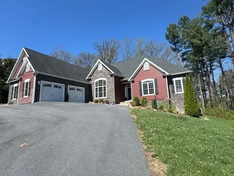 124 Steeplechase Drive Penn Laird VA 22846