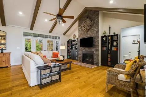 124 Steeplechase Drive Penn Laird VA 22846