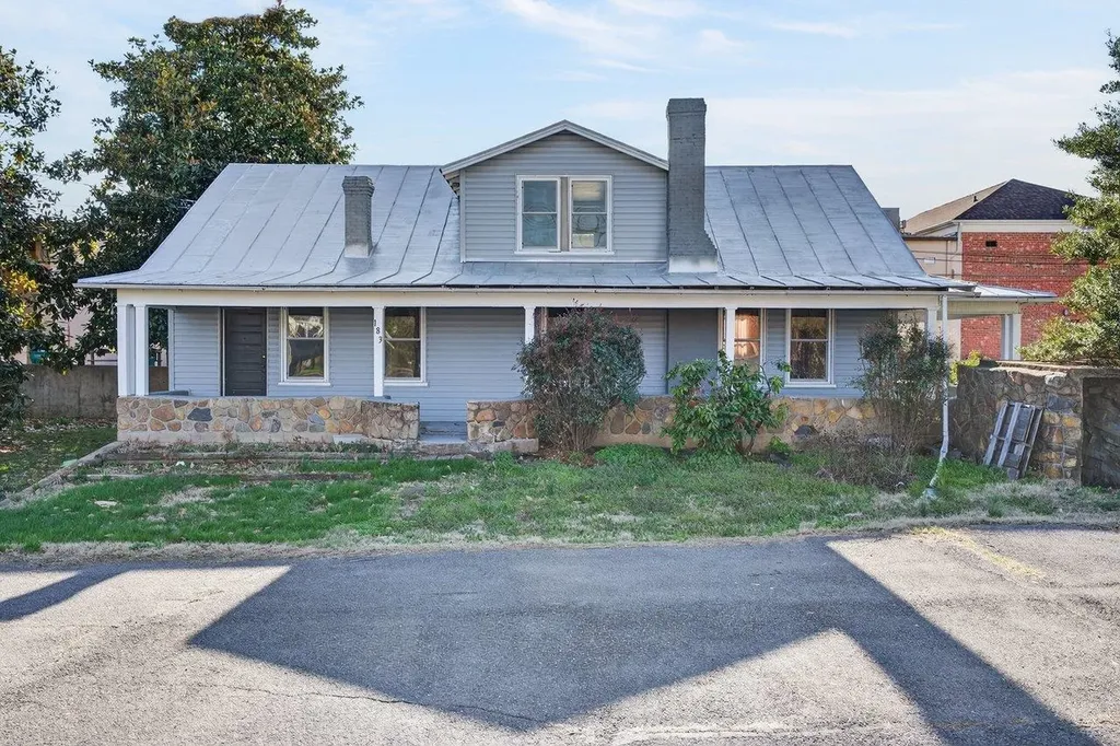 183 Blue Bell Avenue Luray VA 22835