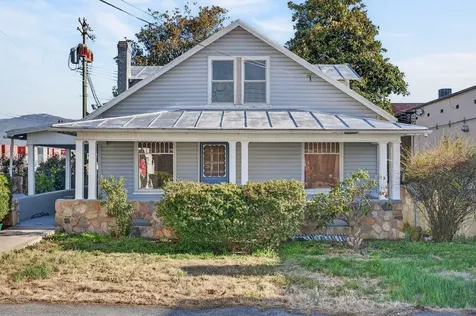 183 Blue Bell Avenue Luray VA 22835