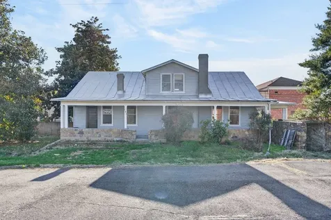 183 Blue Bell Avenue Luray VA 22835