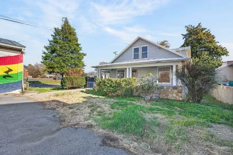 183 Blue Bell Avenue Luray VA 22835