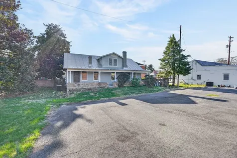 183 Blue Bell Avenue Luray VA 22835