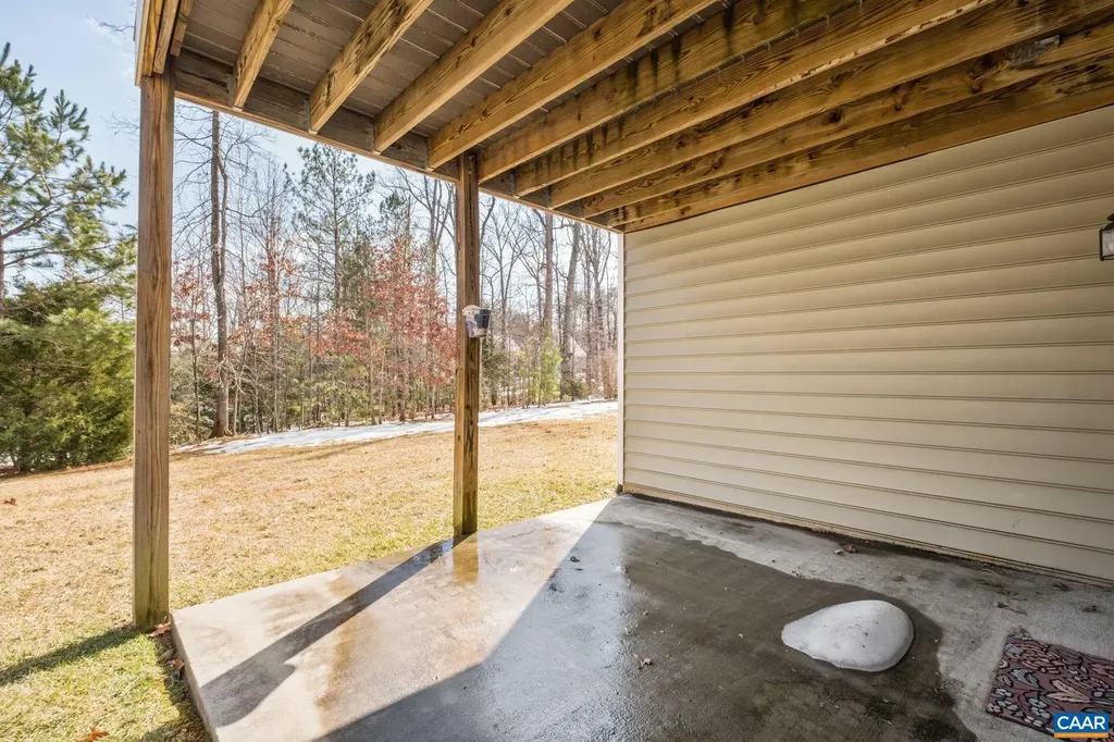 113 Mulberry Drive Palmyra VA 22963