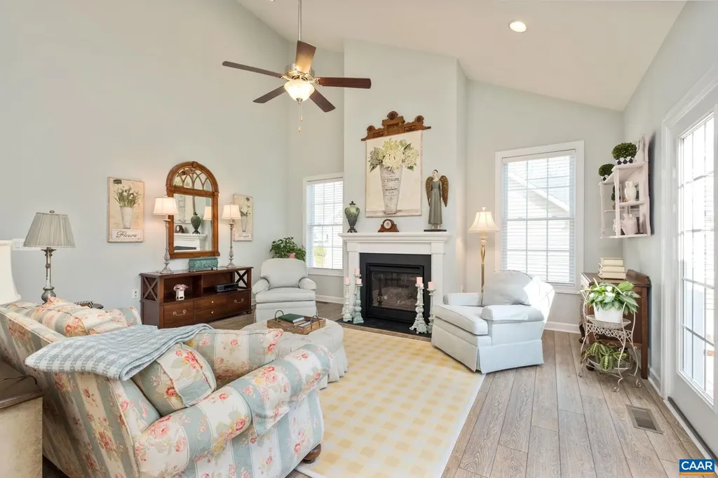 113 Mulberry Drive Palmyra VA 22963