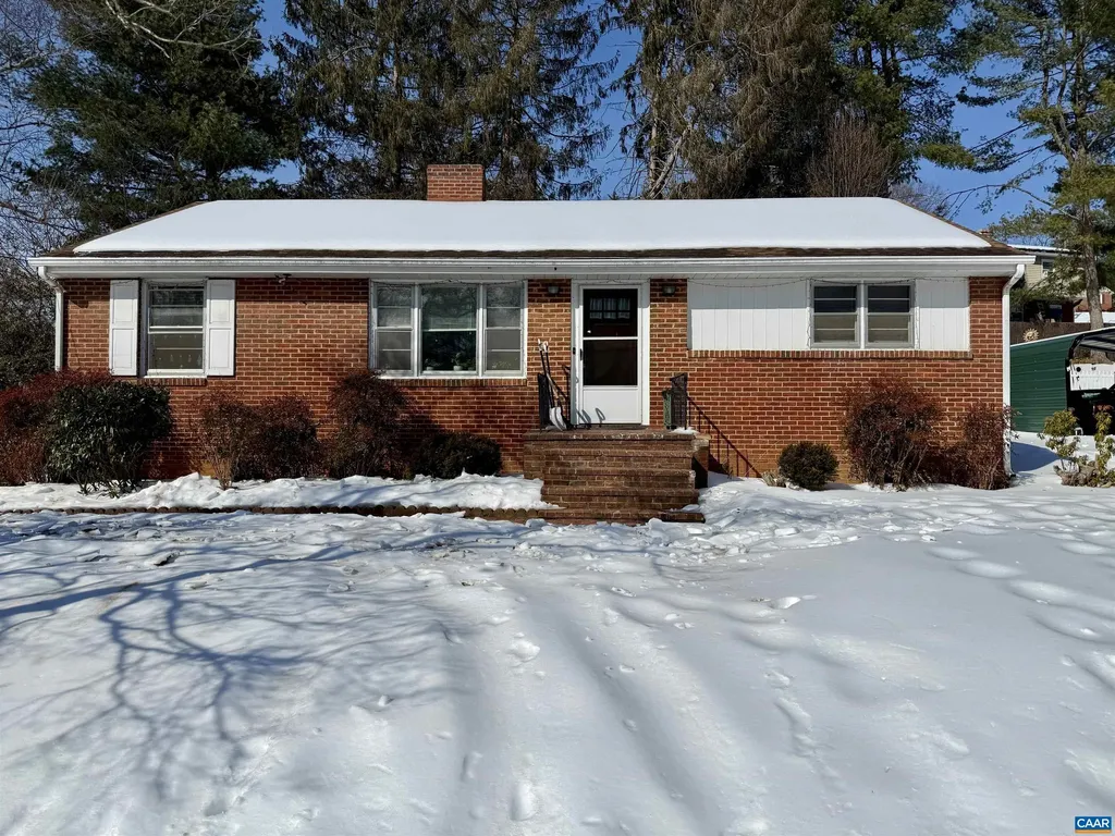 908 Belmore Avenue Staunton VA 24401