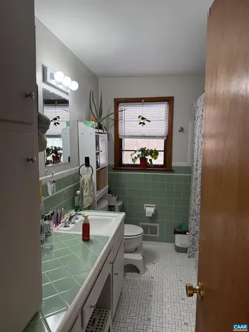 908 Belmore Avenue Staunton VA 24401