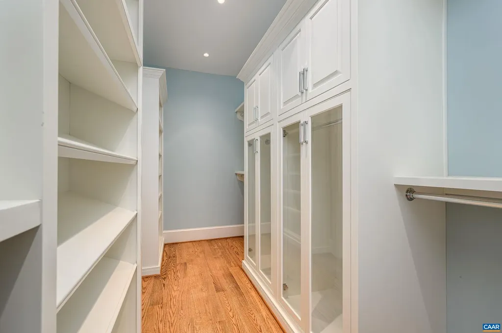 2405 Coopers Lane Charlottesville VA 22902