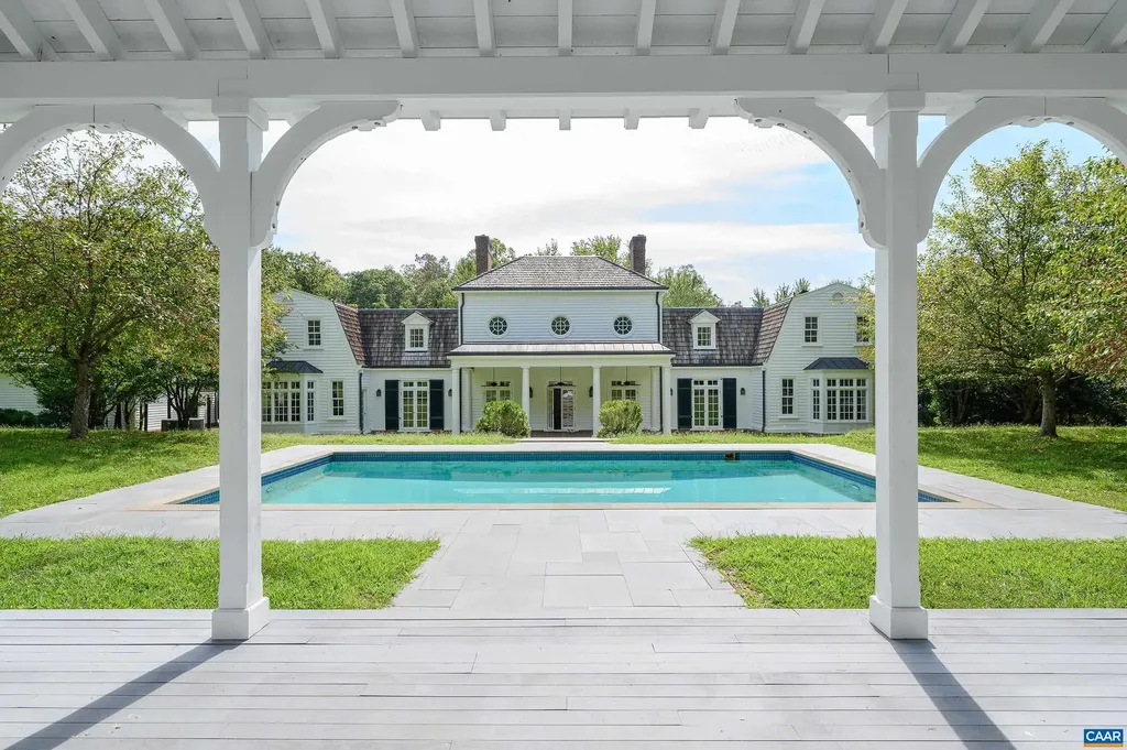 2405 Coopers Lane Charlottesville VA 22902