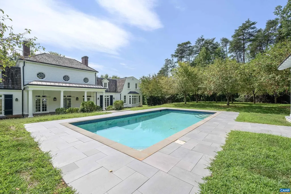 2405 Coopers Lane Charlottesville VA 22902