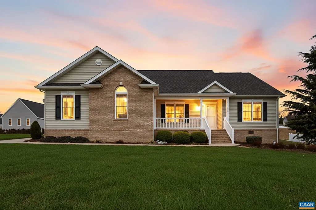 202 Bartley Street Dayton VA 22821