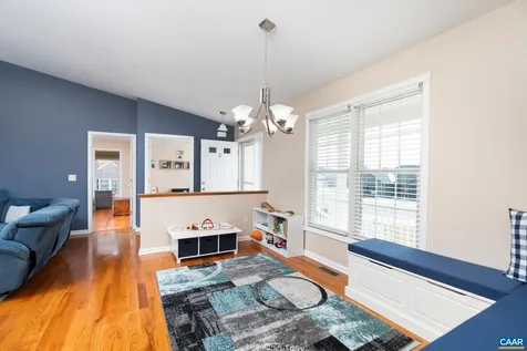 202 Bartley Street Dayton VA 22821