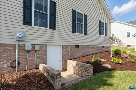 202 Bartley Street Dayton VA 22821