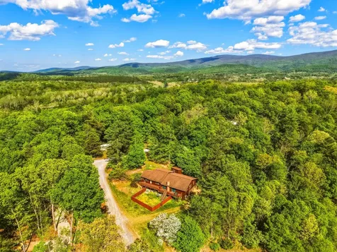455 Woodside Drive Rileyville VA 22650