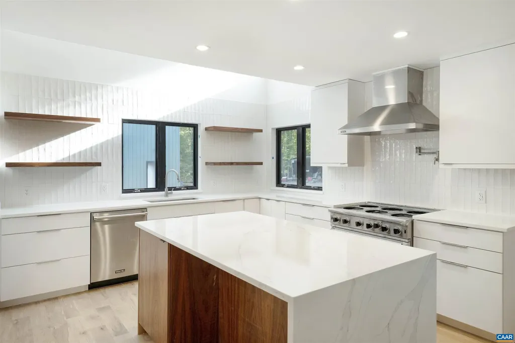 2482 Schelford Farm Road Charlottesville VA 22901