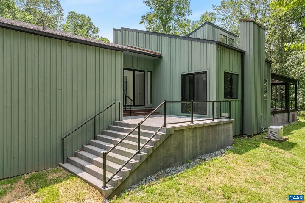 2482 Schelford Farm Road Charlottesville VA 22901