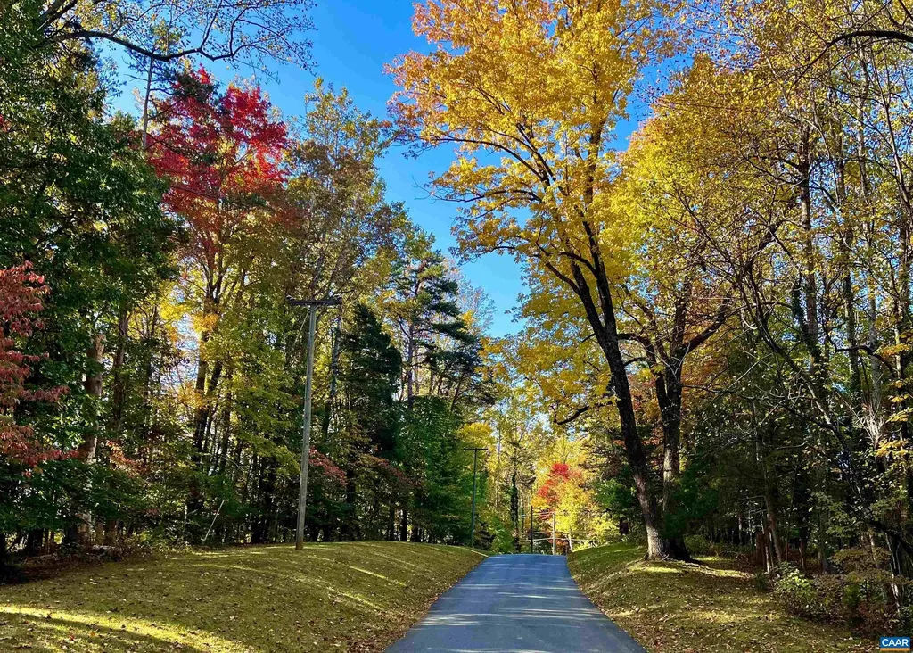 2482 Schelford Farm Road Charlottesville VA 22901