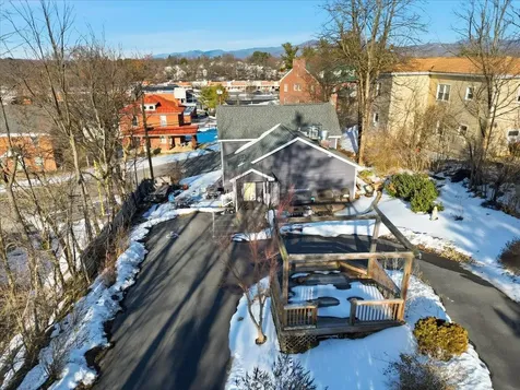 908 Main Street W Waynesboro VA 22980