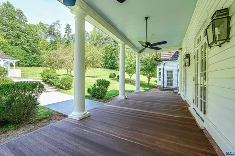 2621 Coopers Lane Charlottesville VA 22902