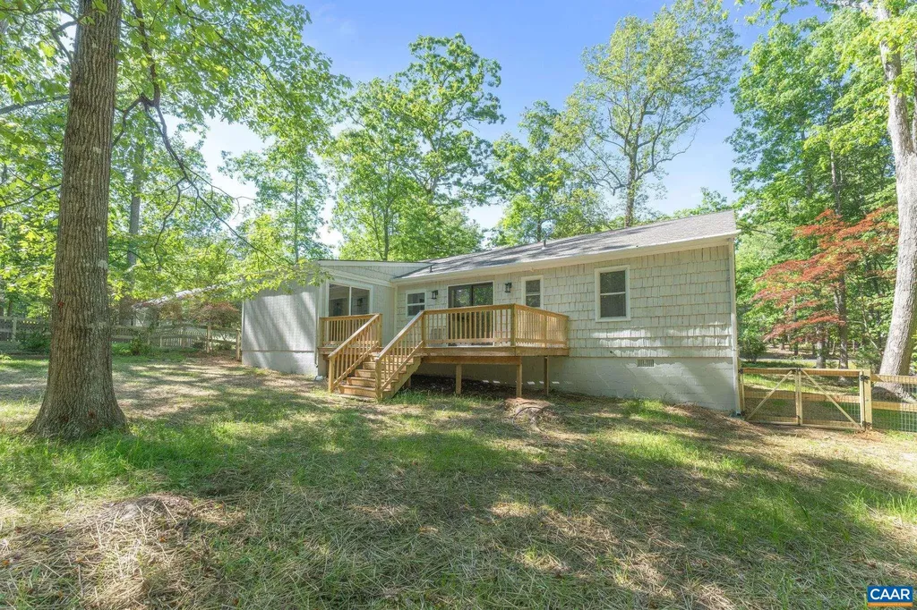 3 Piedmont Lane Palmyra VA 22963