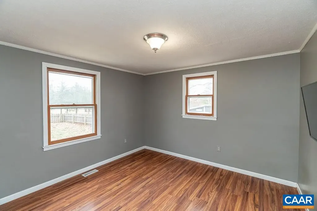 112 Pines Lane Shipman VA 22971