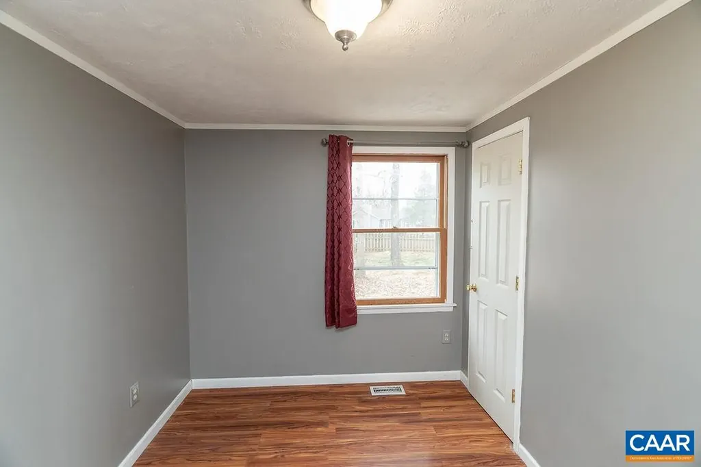 112 Pines Lane Shipman VA 22971