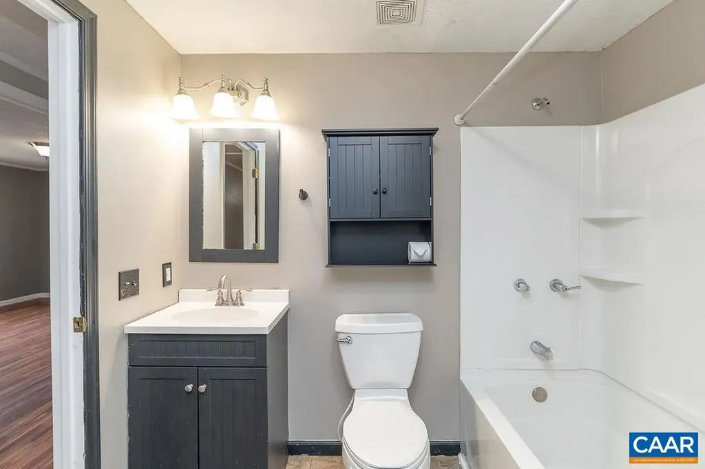 112 Pines Lane Shipman VA 22971