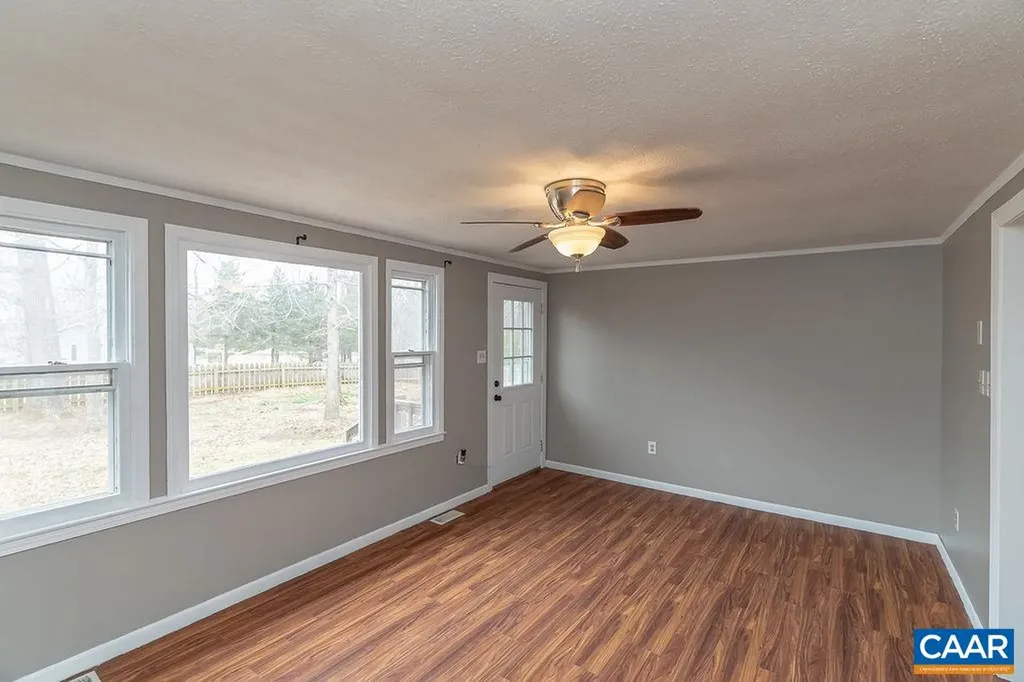 112 Pines Lane Shipman VA 22971