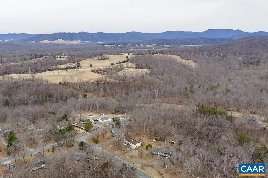 112 Pines Lane Shipman VA 22971