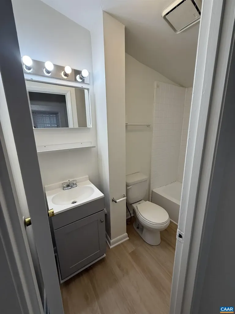 140 Valley Road Charlottesville VA 22903