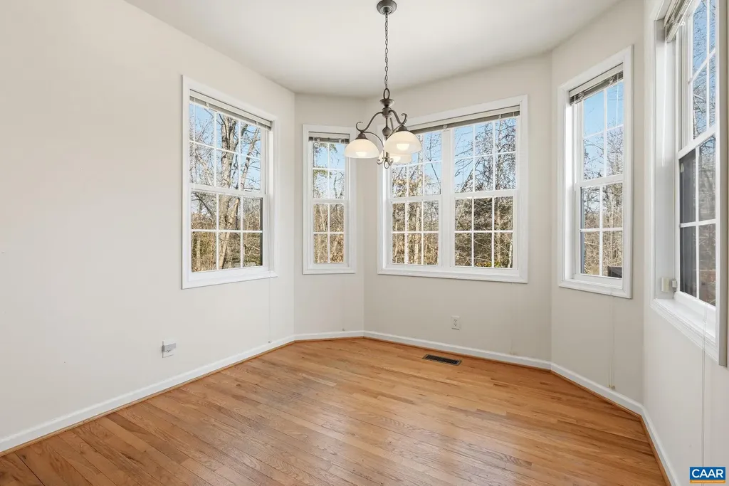 376 Lake Drive Ruckersville VA 22968