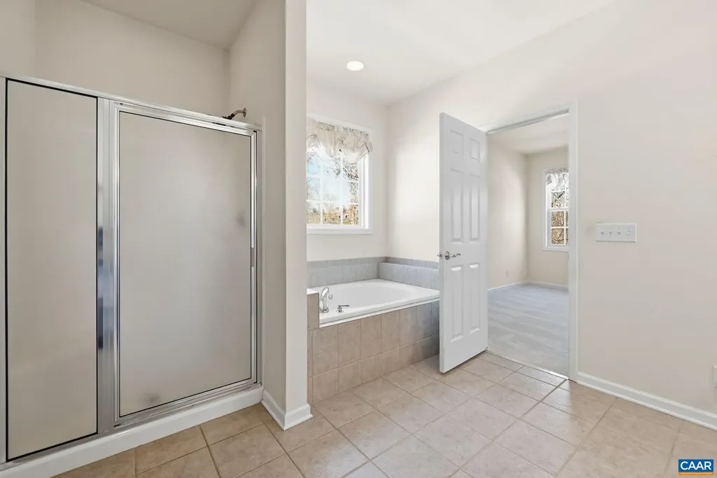 376 Lake Drive Ruckersville VA 22968