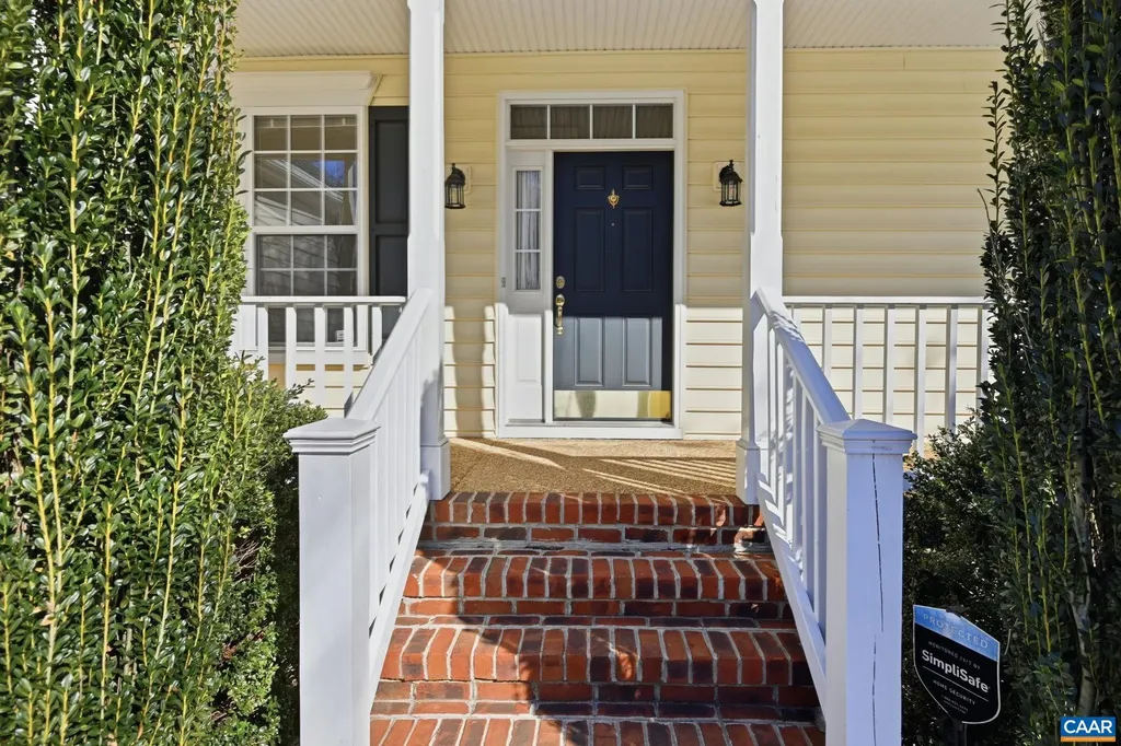 376 Lake Drive Ruckersville VA 22968