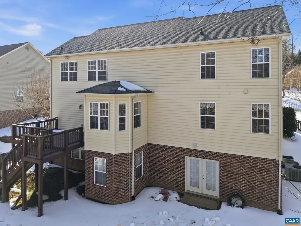 376 Lake Drive Ruckersville VA 22968