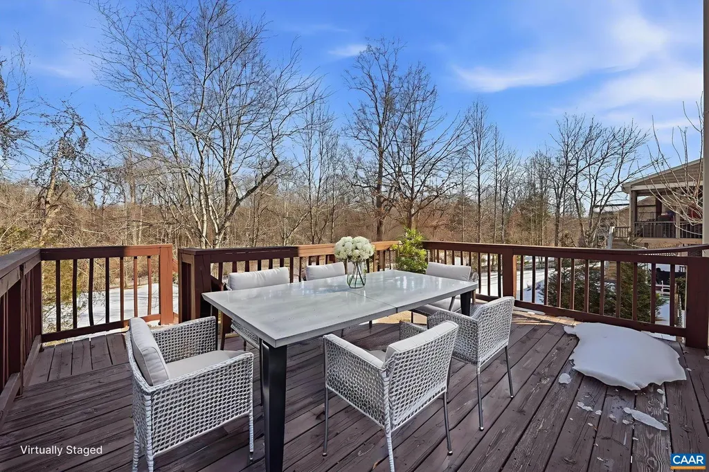 376 Lake Drive Ruckersville VA 22968