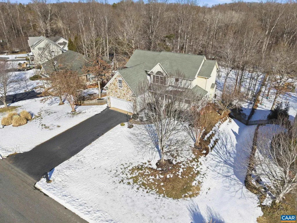 376 Lake Drive Ruckersville VA 22968