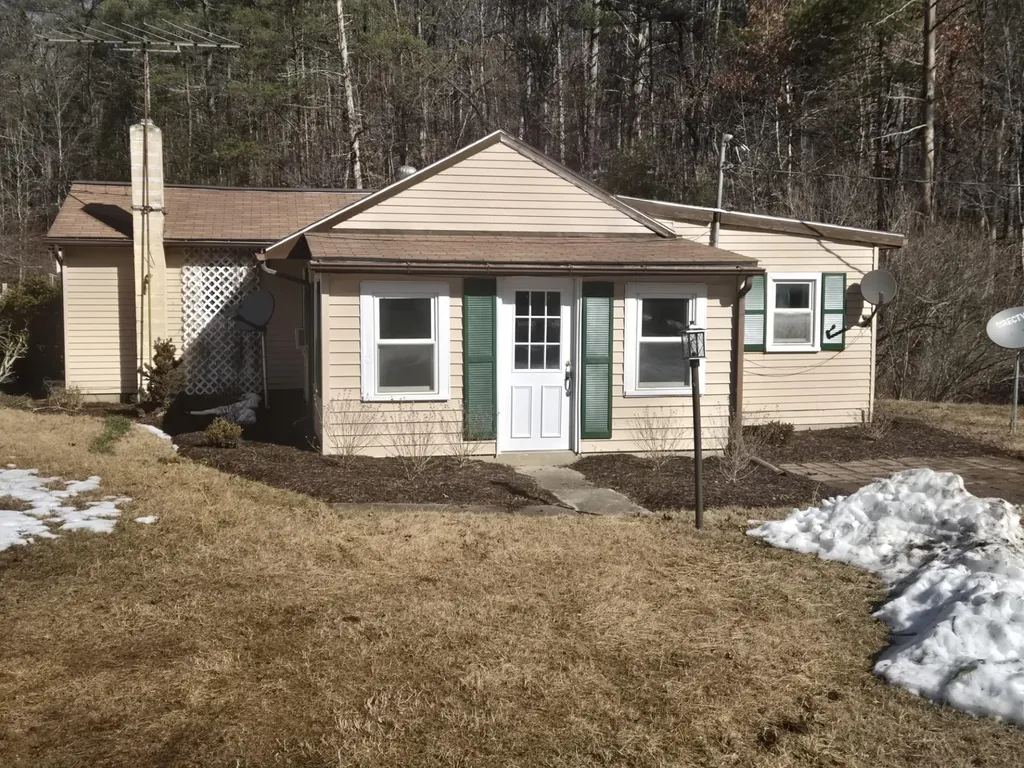 19692 Overly Hollow Road Bergton VA 22811