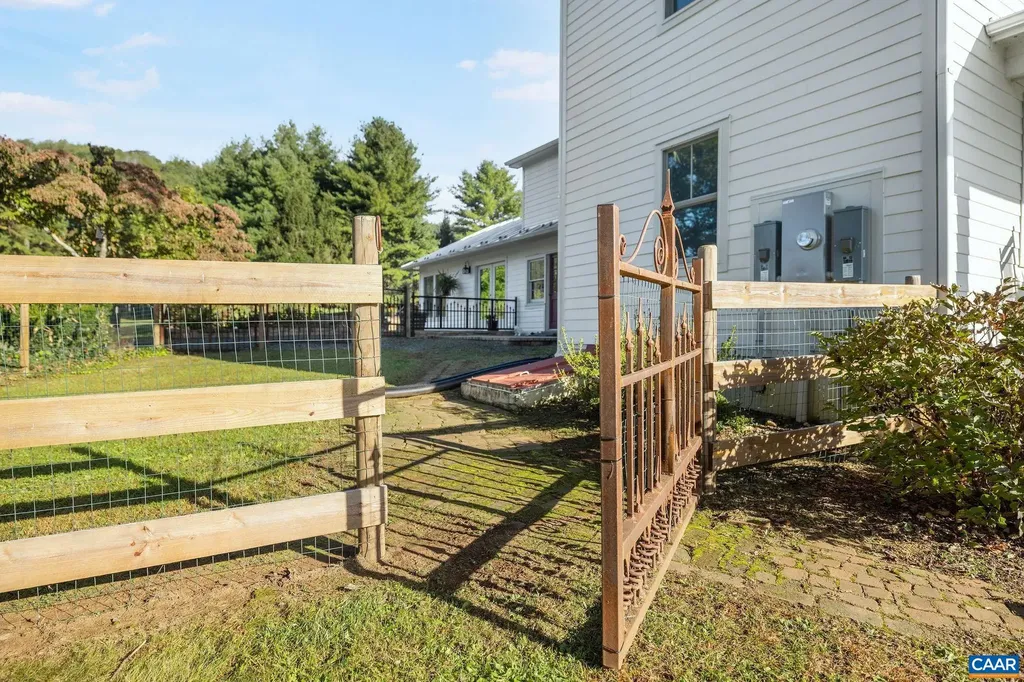 2402 Rock Branch Lane North Garden VA 22959