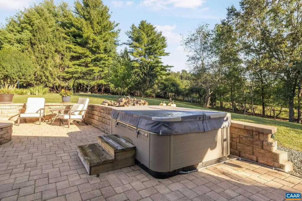 2402 Rock Branch Lane North Garden VA 22959