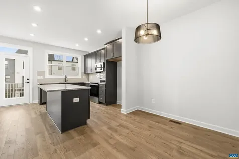 19 Wardell Crest Charlottesville VA 22902