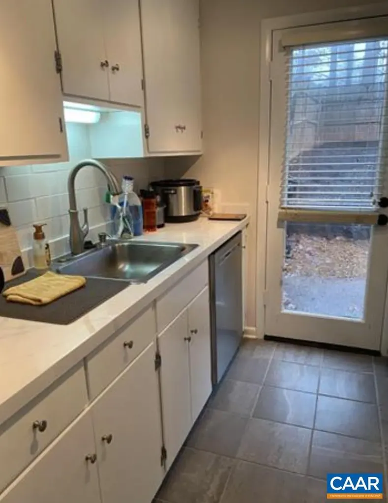 1583 Birnam Drive Charlottesville VA 22901