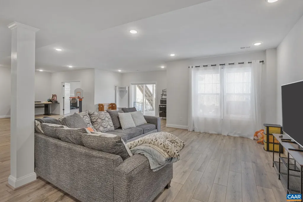 1321 Dubine Drive Charlottesville VA 22903