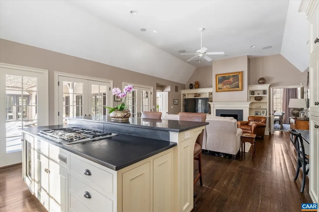 880 Club Drive Keswick VA 22947