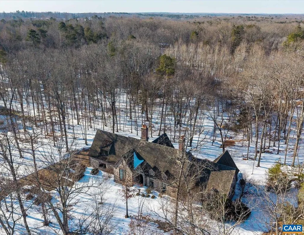 880 Club Drive Keswick VA 22947