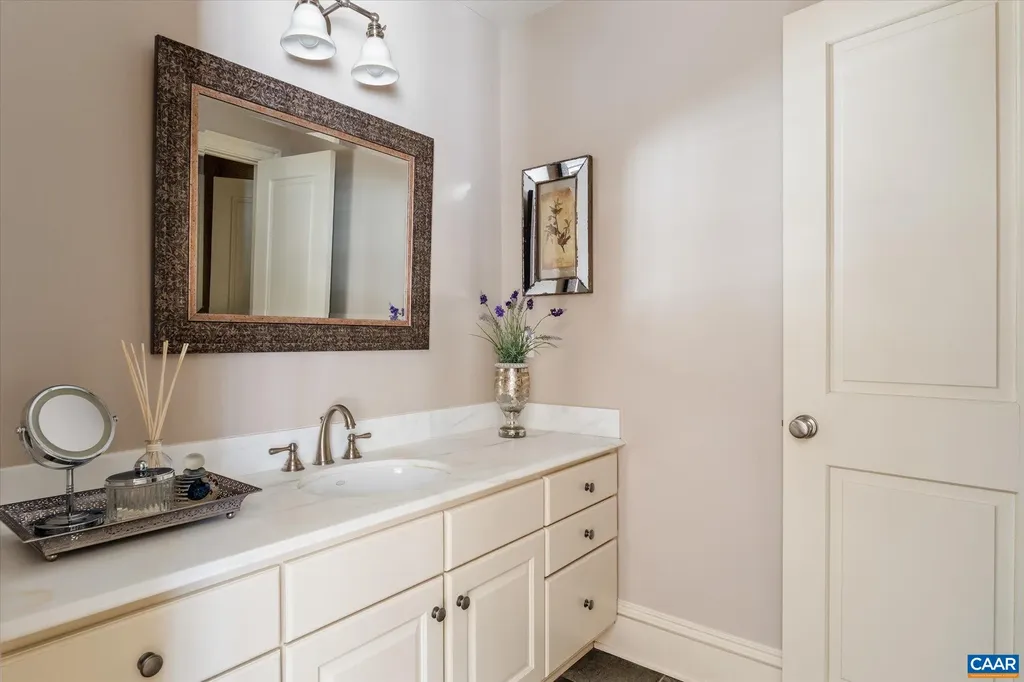 880 Club Drive Keswick VA 22947