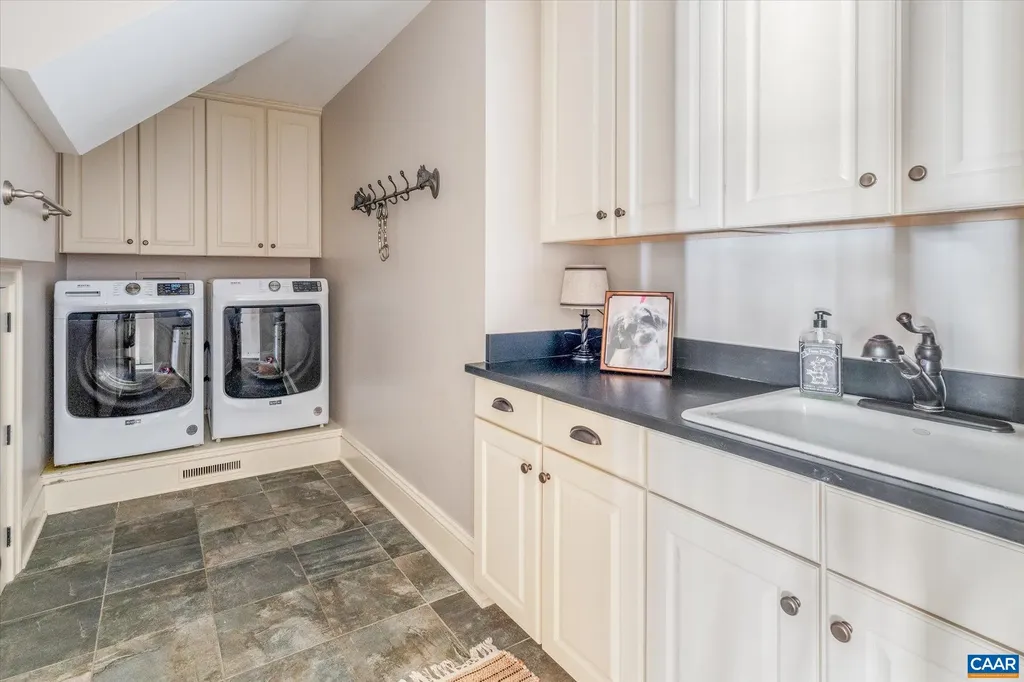 880 Club Drive Keswick VA 22947